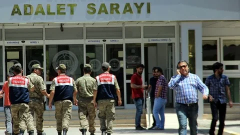 Diyarbakır'da adliyeden kaçan zanlılardan biri yakalandı