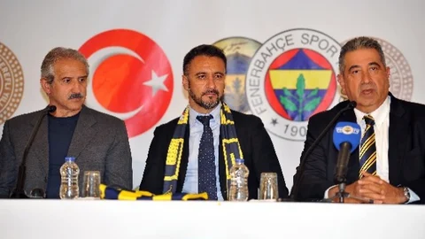 Fenerbahçe, teknik direktör Vitor Pereira ile 2 yıllık sözleşme imzaladı