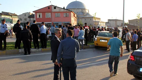 Erzurum'da siyasi parti taraftarları arasında kavga çıktı