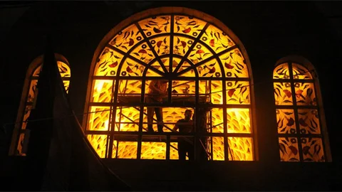 Bursa'da Kapalı Çarşı'nın girişi