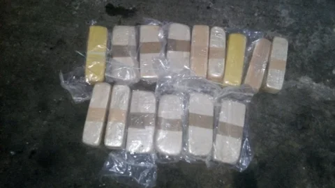 Bursa'da narkotik operasyonuyla 7.5 kilo eroin yakalandı.