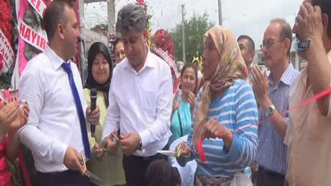 Osmaniye'de ilginç market açılışı