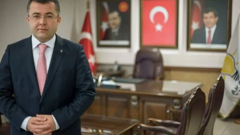 Düzce'de Öğrencileri Kutlayan AK Parti İl Başkanı Keskin