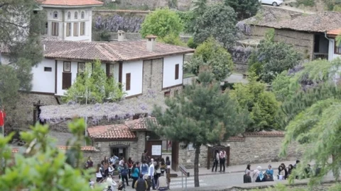 Ödemiş'te Çakırağa Konağı Müzesi son 3 ayda 11 bin 708 ziyaretçiyi ağırladı.
