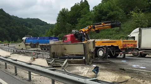 Bursa'da TIR kazası