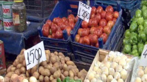 Malatya'da Ramazan öncesi çarşı ve pazarlarda durgunluk hakim.