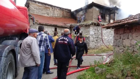 Kazan'da Yangın: Zihinsel Engelli Çocuk Öldü