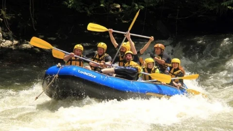 Düzce'de rafting coşkusu