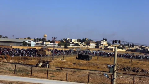 Suriye'nin Tel Abyad ilçesinden Türkiye'ye yoğun göç
