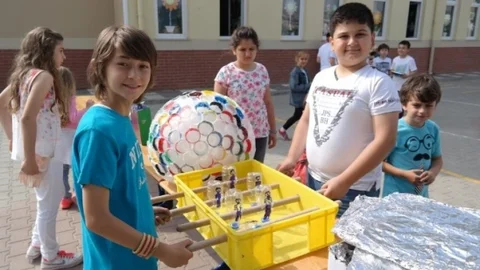 Nilüfer'de en fazla atık toplayan okullara ödül verildi