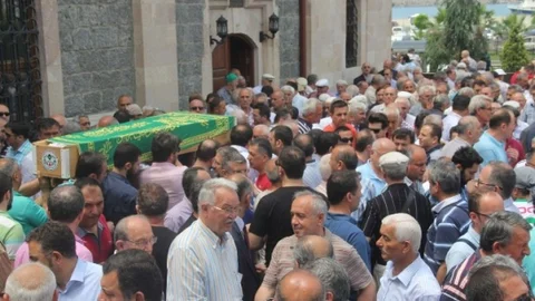 Giresun'da duayen gazeteci Hasan Öğütçü son yolculuğuna uğurlandı.