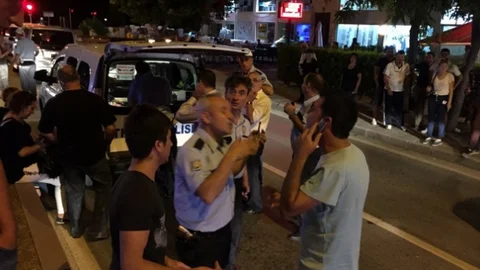 Çanakkale'de ilginç bir trafik kazası yaşandı