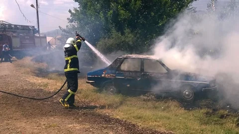 Muğla'da otomobil yangını: Büyük hasar meydana geldi