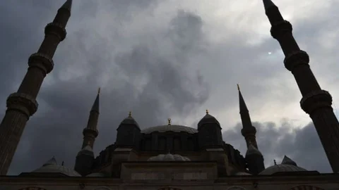 Ramazan ayında orucu bozmayan durumlar merak ediliyor. İşte orucu bozmayan durumların listesi!