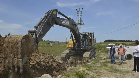 Kapaklı'da yağmur suyu hattı çalışmaları sürüyor
