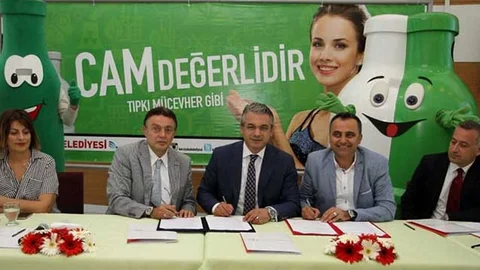 Karşıyaka'da cam atıklar için ceza düzenlemesi