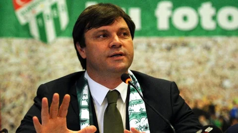 Bursaspor'da yeni bir dönem, Ertuğrul Sağlam ile başladı