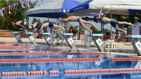 Mersin’de Yüzme Şenliği Buluşması