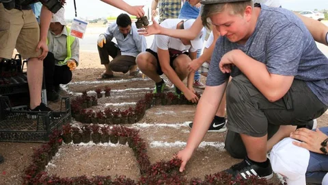 Kardeşlik Tohumları Çiçek Verdi