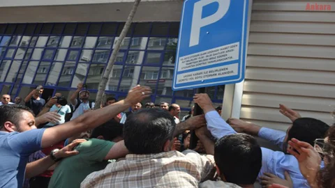 Belediye Otoparkçısı, Genç Esnafı Kalbinden Vurarak Öldürdü