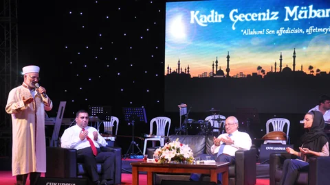 Eshab-ı Kehf'te Kadir Gecesi Çoşkusu