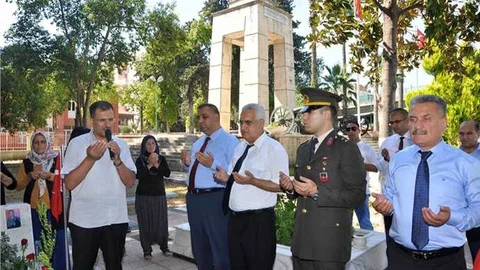 Protokol Tarsus şehitliğinde..  ..