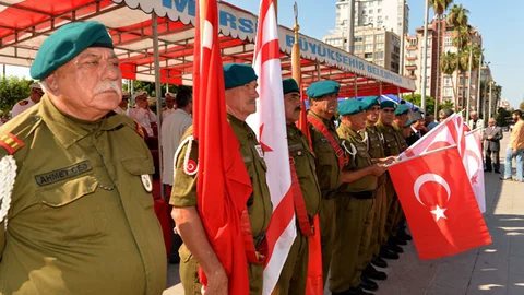 Mersin de KKTC Barış Harekatının 41’inci Yıldönümü Törenle Kutlandı