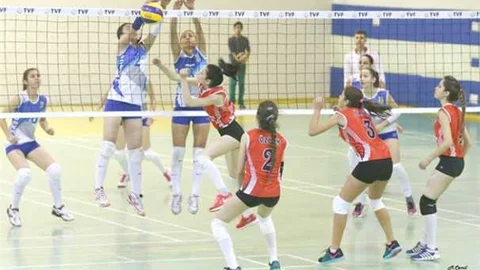 Voleybolcular Tarsus'ta buluştu
