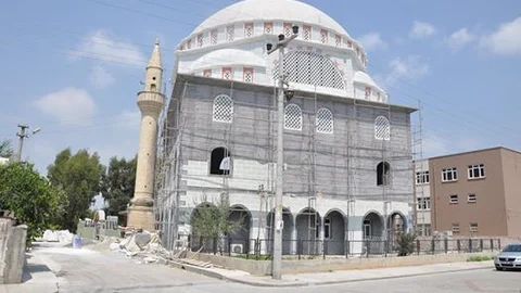 Bu  Camiye yardım  edelim