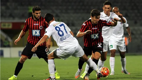 Gençlerbirliği 0 - Kasımpaşa: 0 (İlk yarı)