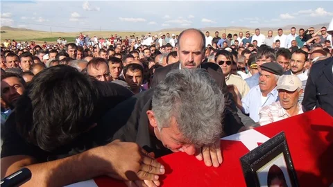 Nevşehirli şehit polis, gözyaşlarıyla toprağa verildi
