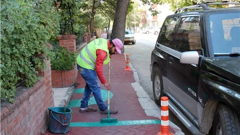 Çankaya Belediyesi'nden renkli kaldırım çalışması