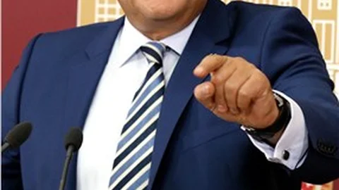 Vural Hükümet medyaya baskı yaparak gerçeklerin öğrenilmesini istemiyor