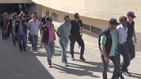 Gaziantep'te terör operasyonunda 12 kişi tutuklandı