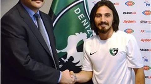 Fenerbahçe'de şans bulamayan Recep Niyaz Denizlispor'la anlaştı