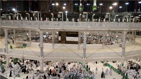 İlk hacı adayı kafilesi Medine'ye veda edip Mekke'ye geçti