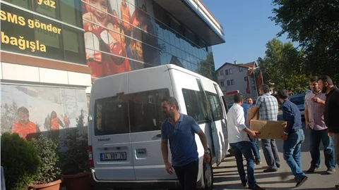 Kimse Yok Mu'nun Kocaeli Şubesi'ne 'makul şüphe' baskını 9 saat sürdü