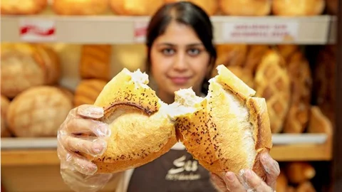 Her gün ortalama 5 milyon tane ekmek çöpe atılıyor