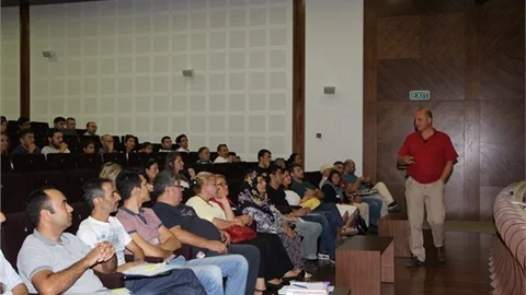 Sanayi çalışanlarına kuşak çatışmaları anlatıldı