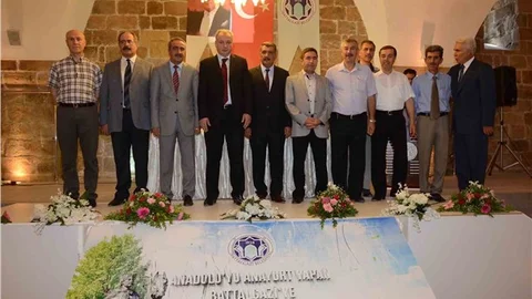 Kervansaray Buluşması'nda 'Tarihte Hanlar ve Kervansaraylar' konuşuldu