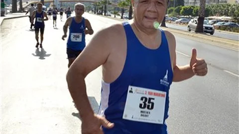 İzmir Yarı Maratonu'nu tamamlayan Balbay Daha güzel bir ülkeye doğru koşacağız