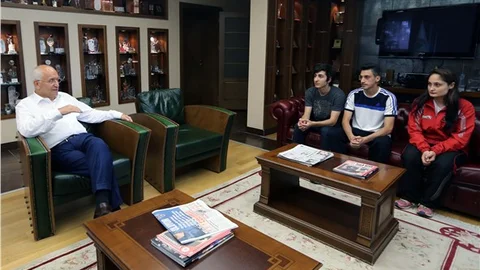 Fethi Yaşar’a şampiyonlardan ziyaret