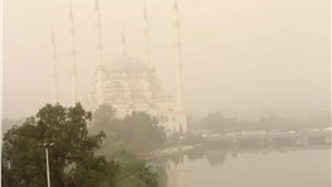 Toz bulutu Adana’yı esir aldı