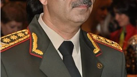 Azerbaycan Savunma Bakanı Hasanov'dan taziye mesajı