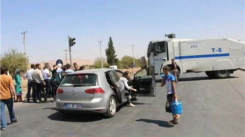 Nusaybin’den Cizre’ye giden uluslararası İpekyolu 3 gündür kapalı