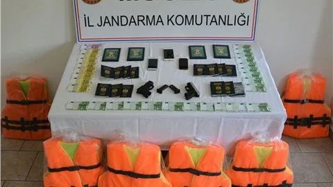 Bodrum'da iki göçmen kaçakçılığı zanlısı tutuklandı