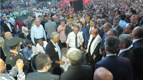 Düzce şehidini uğurladı