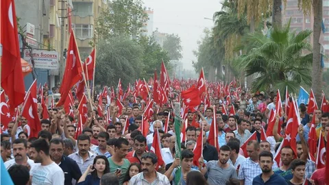 Kozanlı Ülkücüler, 'Teröre lanet, şehide saygı' yürüyüşü düzenledi