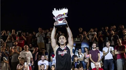 Gediz'in antrenörü Dünya Sokak Basketbolu'nda şampiyon oldu