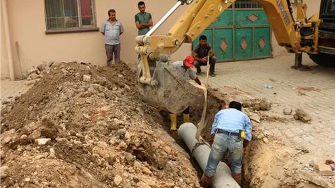 Toprakhisar Mahallesi'ne kanalizasyon hattı yapıldı